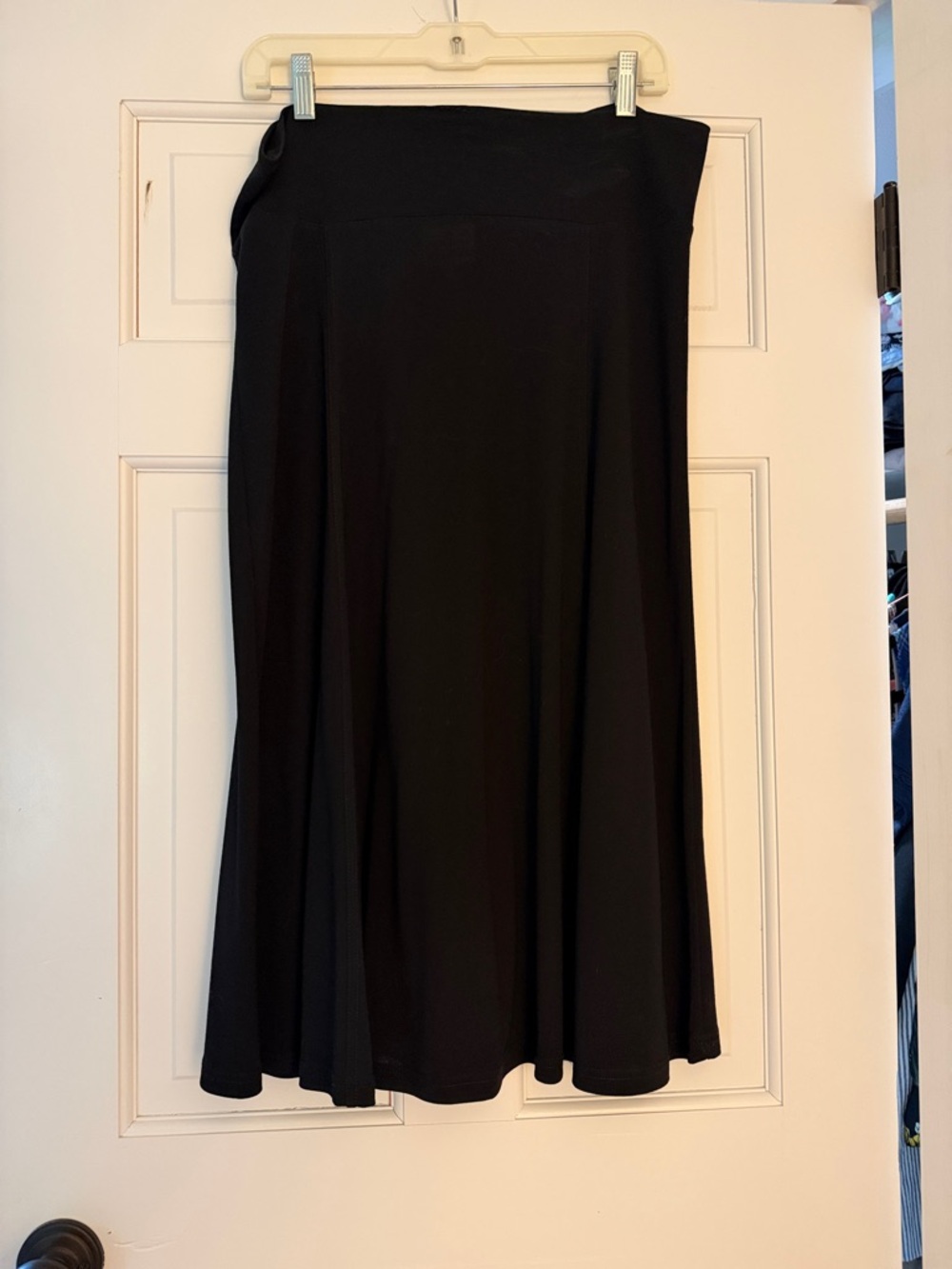 Effortless Black Midi Skirt